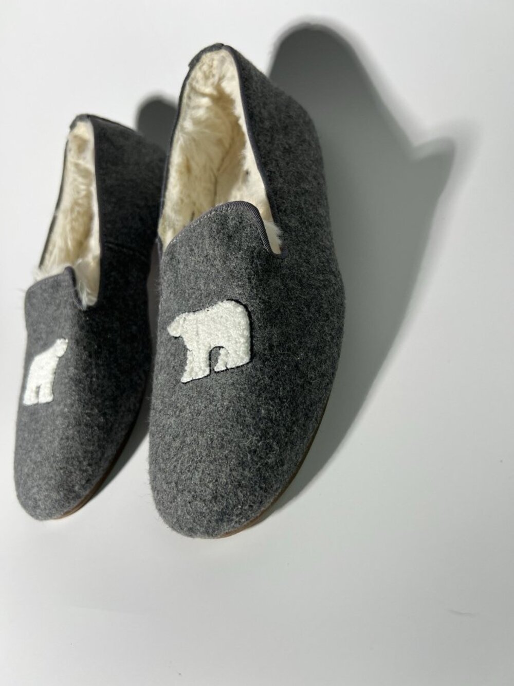 Talbots Fireside Polar Bear Slippers Gray Women’s Size 8M - Picture 10 of 14